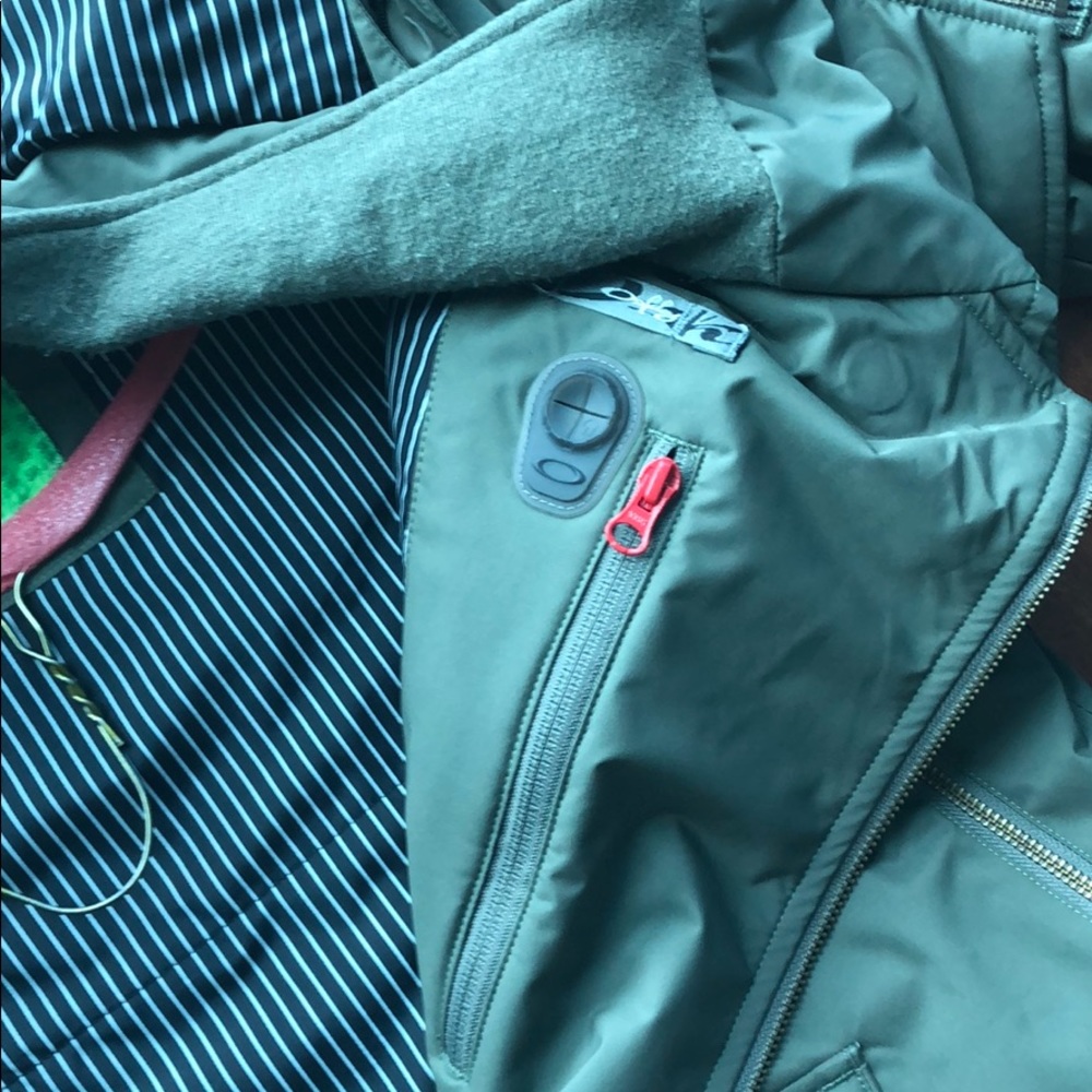 Cute Oackley Jacket - image 4